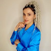Полина Дубинина — наращивание ресниц + оформление бровей в Красноярске