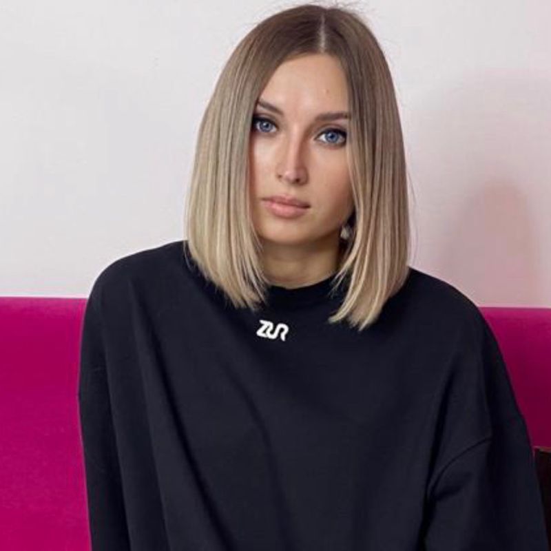 Калюжная Яна