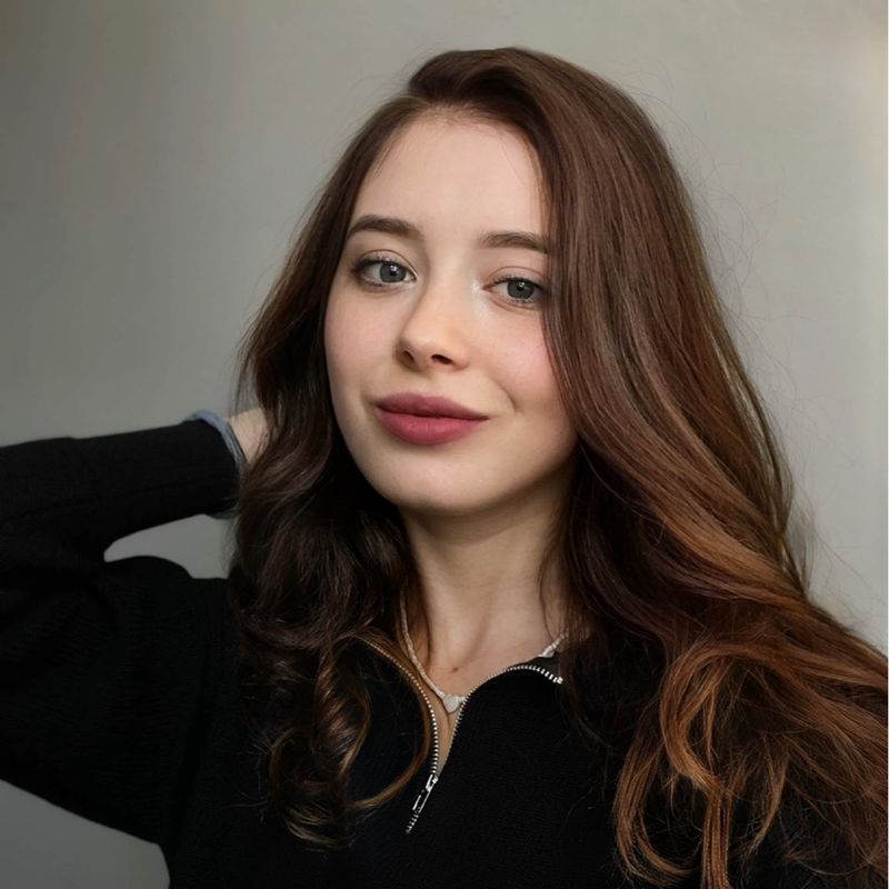 Яна