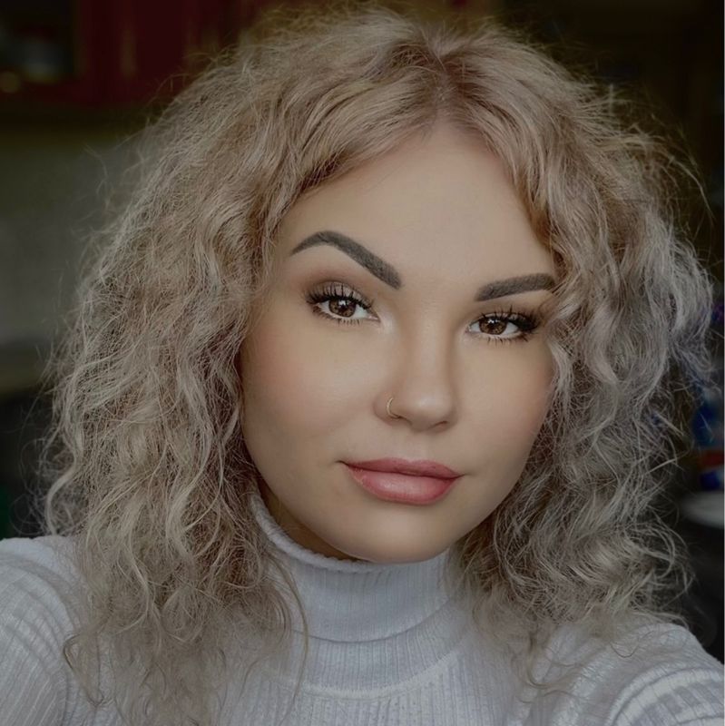 Алёна Рожкова