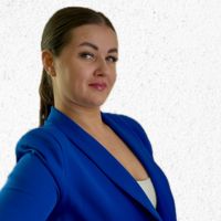Екатерина — педикюр пальчики с покрытием в Сочи