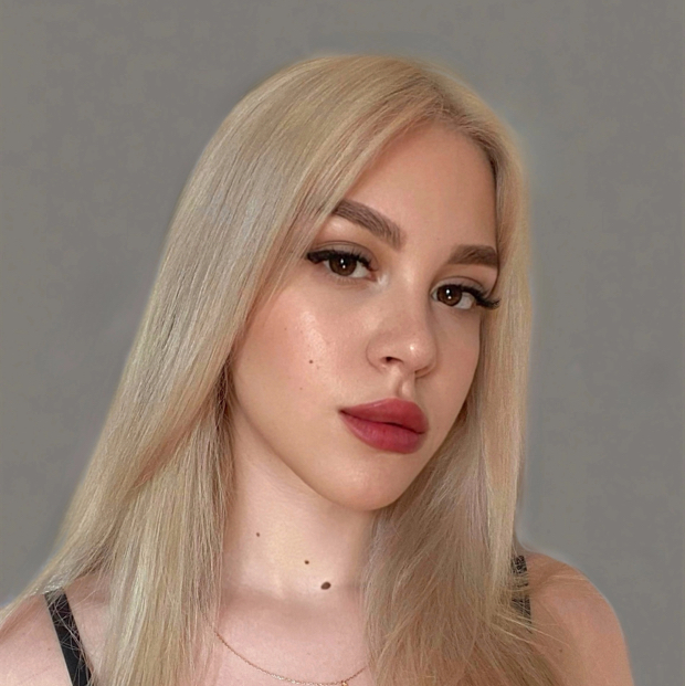 Алина