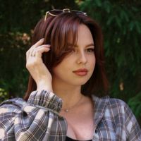 Оксана Малышева — коррекция бровей в городе Волоколамск