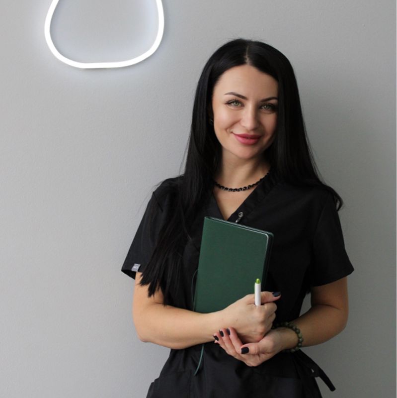 Наталья Хлюстова