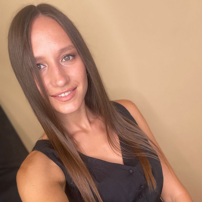 Полина