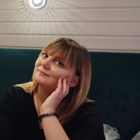 Анна Власова — уход tokio inkarami в городе Село