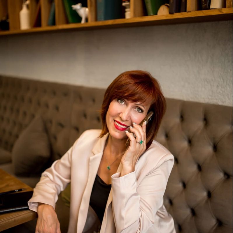 Елена Свинухова