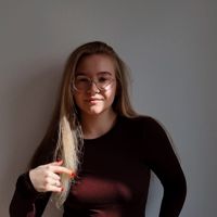 Марина Захарова — маникюр без покрытия в городе Отрадное