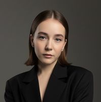 Нелли — осветление волос в Чебоксарах