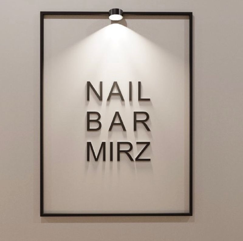 Nail_bar_mirz