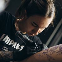 Delle_May Tattoo — контурная пластика (филлеры Neocoll/Repart) в Вологде