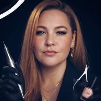 Кристина — стрижка усов в Калуге