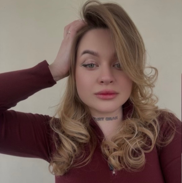 Яна