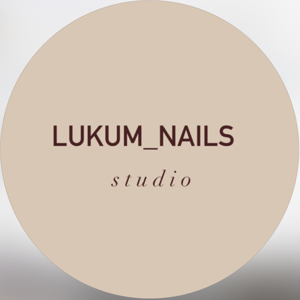 Lukum_nails
