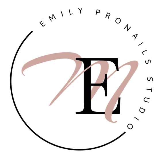 Emily_pronails