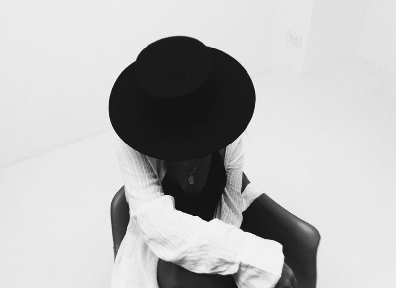 White and Black, Белое и Черное