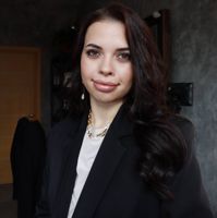 Леся Парамонова — прическа в городе Заречный