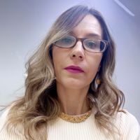 Надежда Манакова — плетение кос в Калининграде