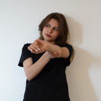 Анастасия Паньшина — бритьё бороды в Подольске