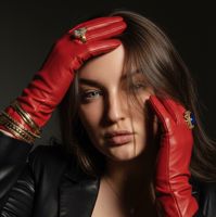 Катерина — кератиновое выпрямление в Калуге