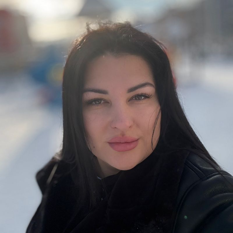 Елена Брылëва
