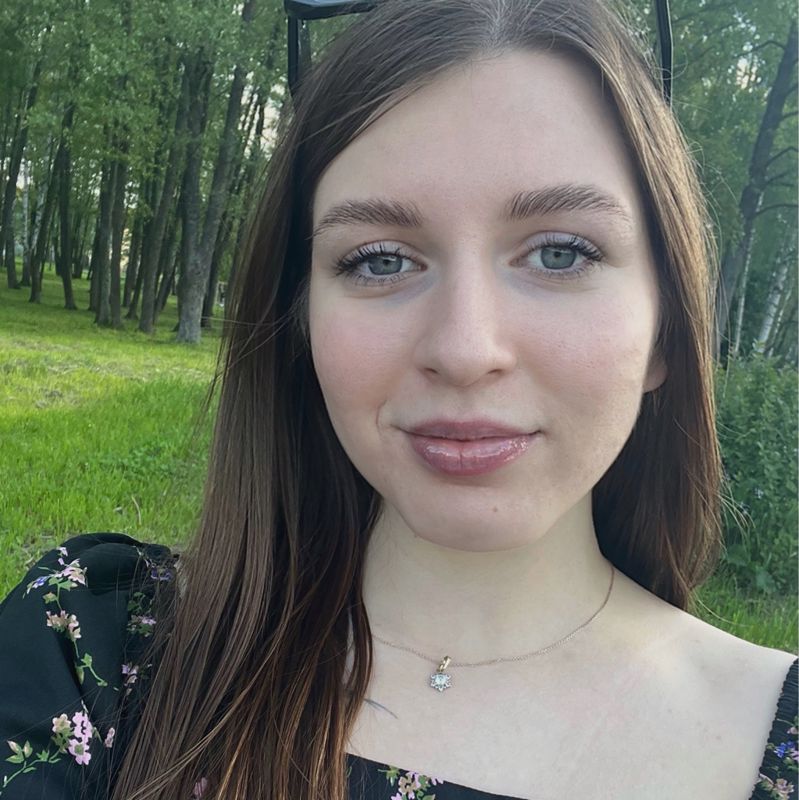 Полина