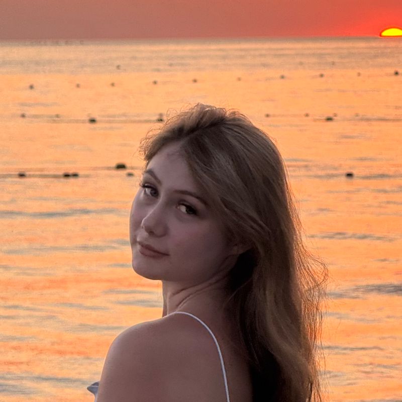 Яна