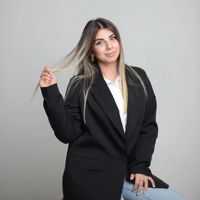 Хаджар — укрепление акриловой пудрой в Кемерово