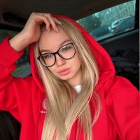 Анна — укрепление акриловой пудрой в Кургане