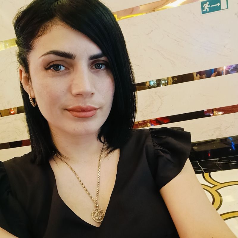 Ани