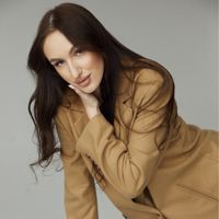 Ксения Лейниш — комплекс услуг в городе Артем
