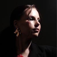 Яна — перманентный макияж губ в городе Северск
