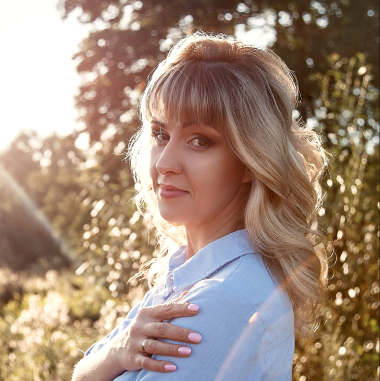Анна Балаболина