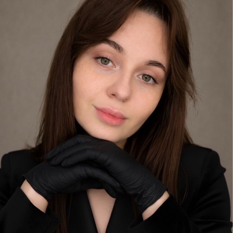 Мастер маникюра Головина Алина