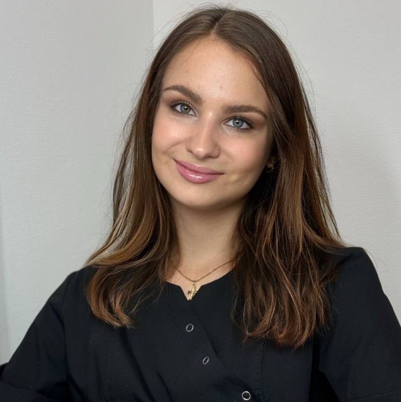Полина Волкова