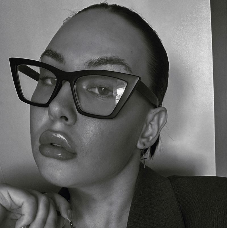 Карина
