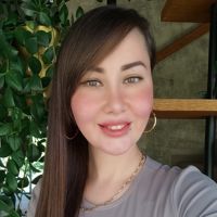Регина Таштабанова — холодное восстановление волос в Сочи