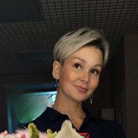 Елена Барышникова — мытьё головы в Кирове