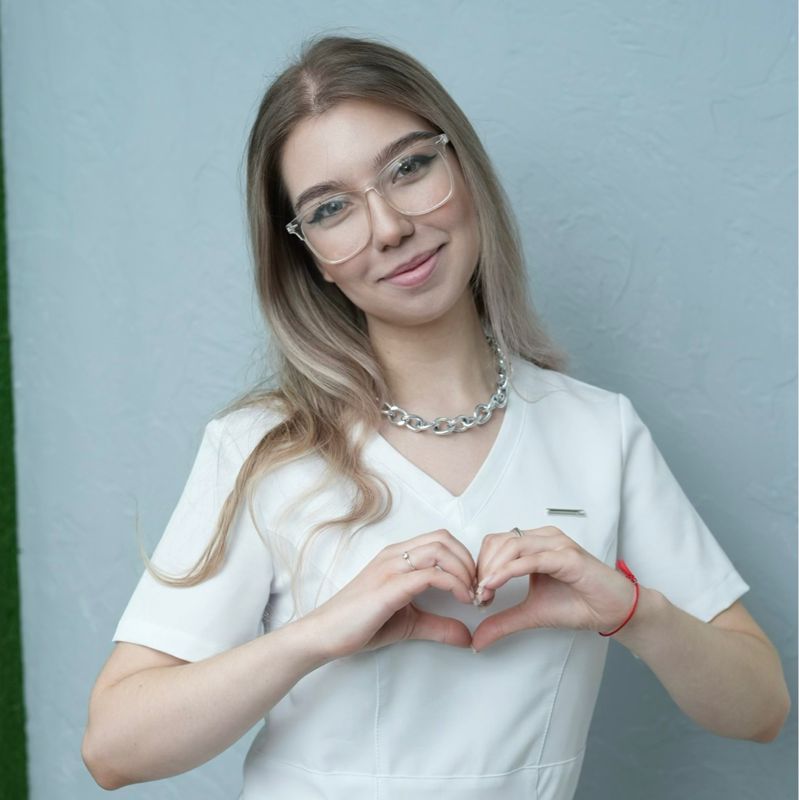 Яна Солодовникова