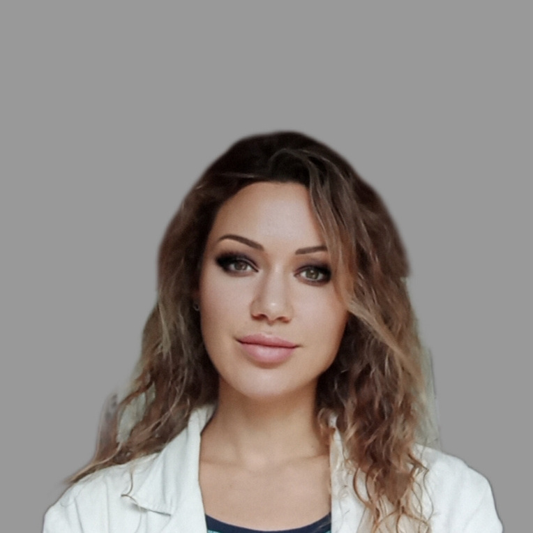Полина