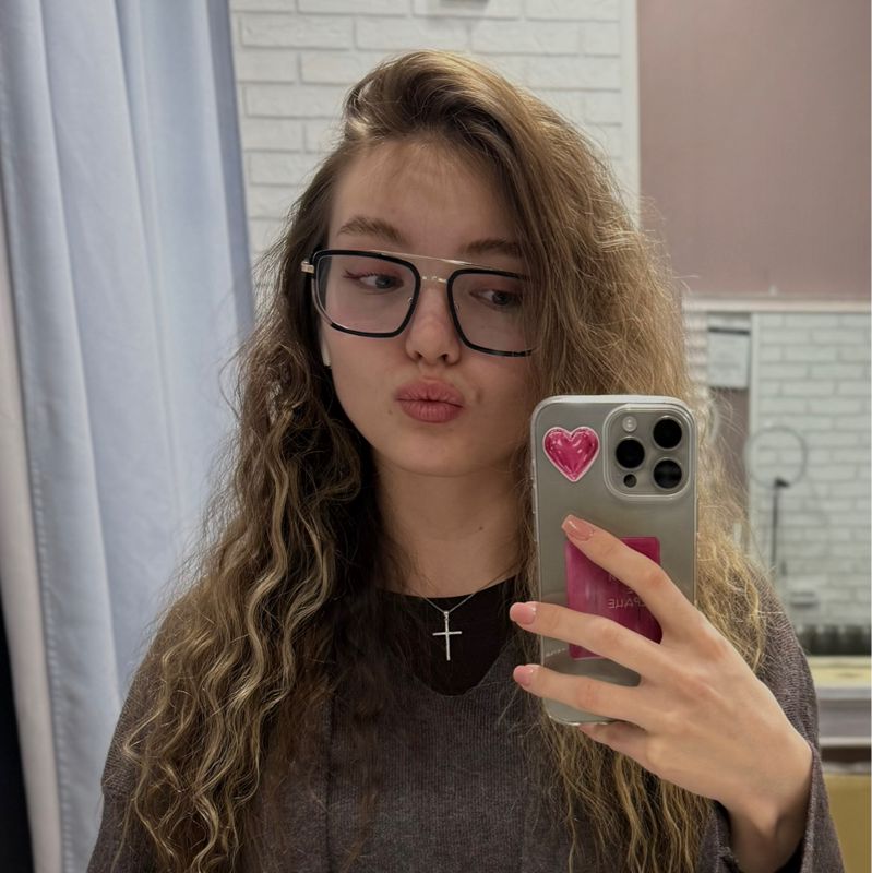 Яна