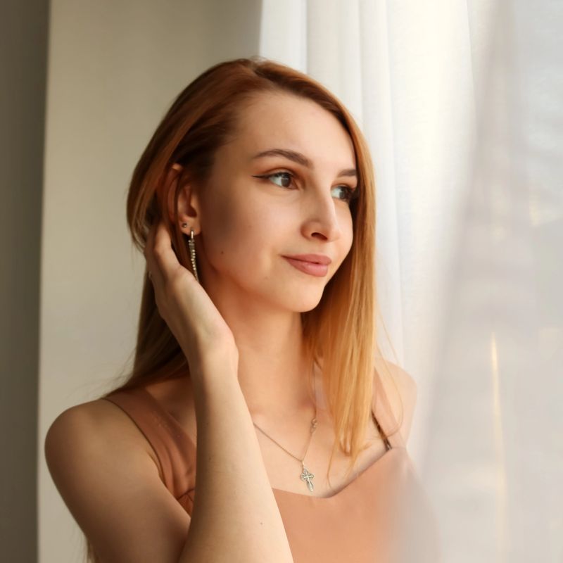 Tanya nogti