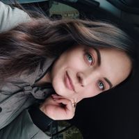 Кристина Тевс — японский маникюр в Когалыме