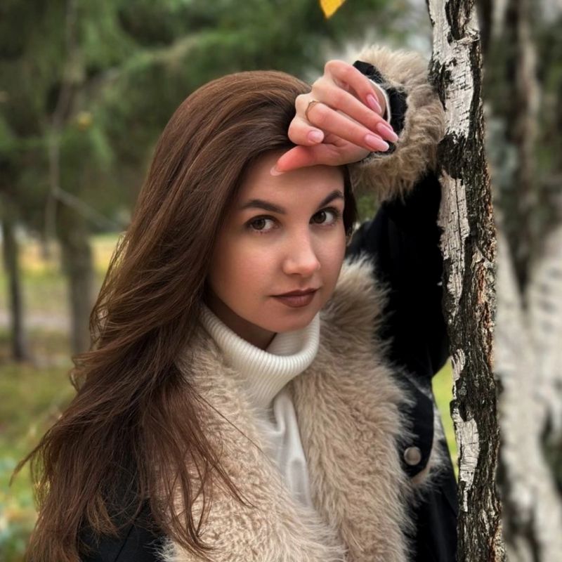 ЛАПТЕВА