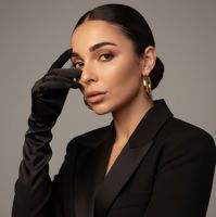 Yana Bednik — мытьё головы в Ярославле