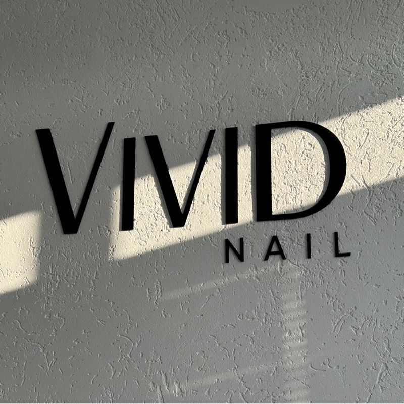 Vivid nail