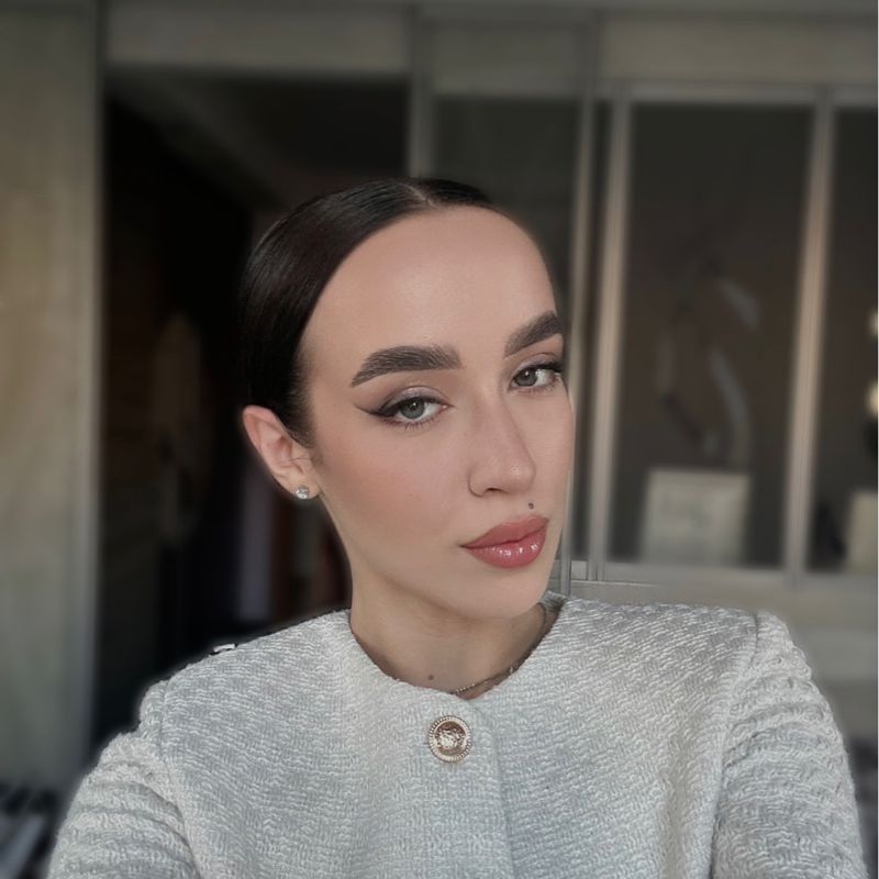 Полина