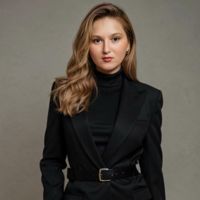 GLAZEVAHAIR — замена украшения пирсинга в городе Пятигорск