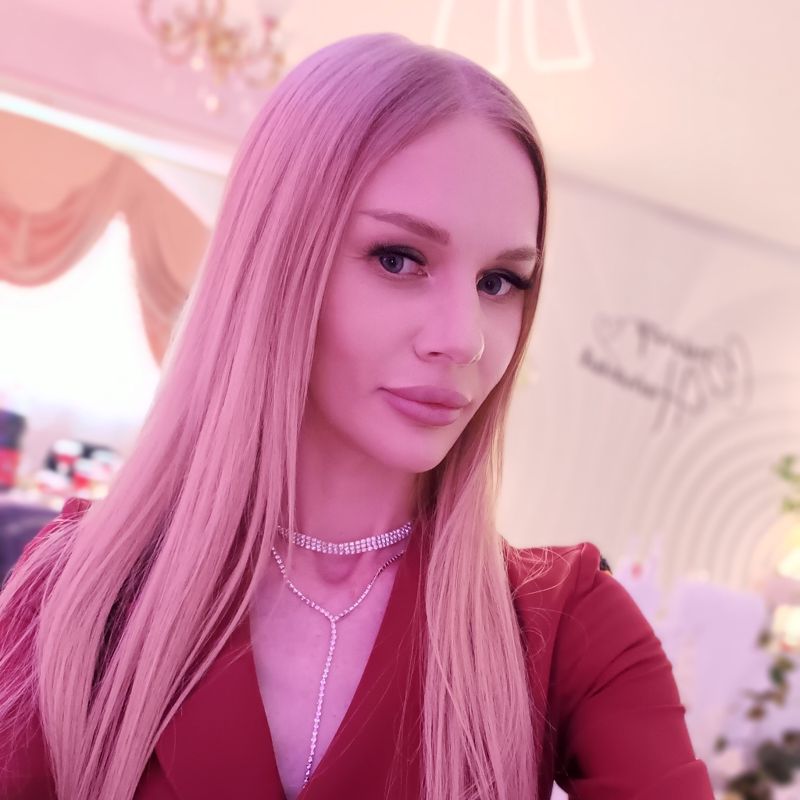 Екатерина Серова