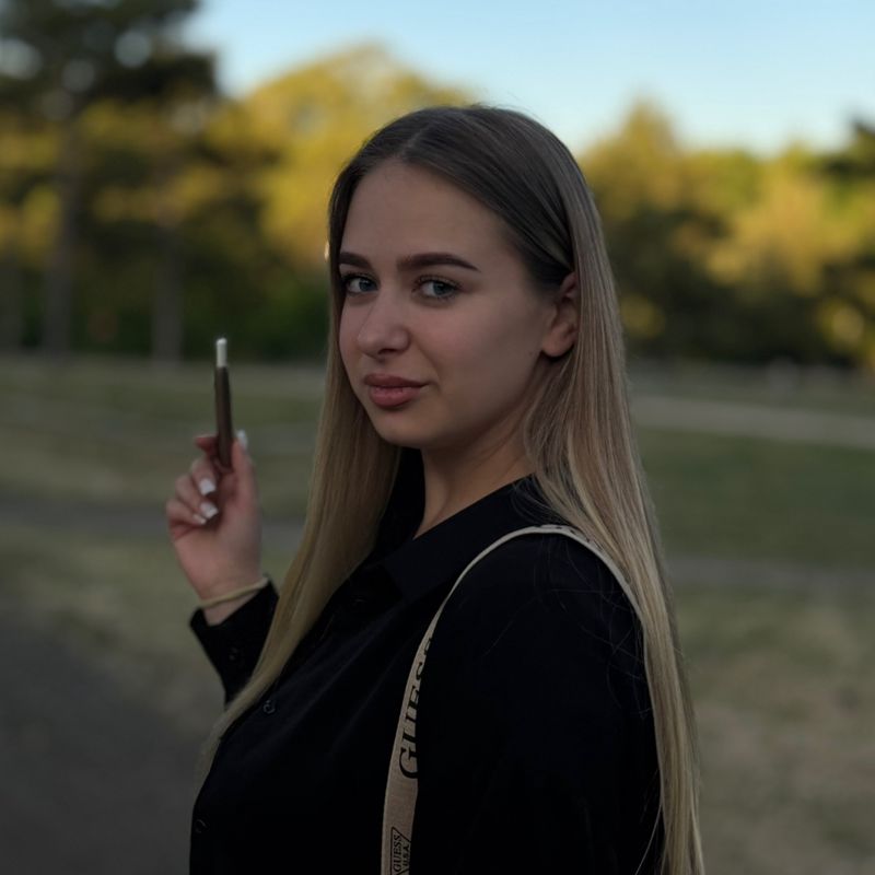 Полина